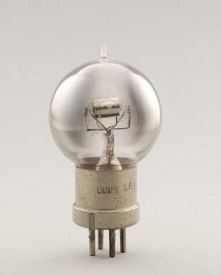 FIS.1176 - V�lvula electr�nica - tr�odo