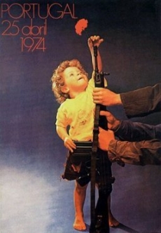 O 25 DE ABRIL DE 1974  - OUTRAS MANEIRAS DE CONTAR A MESMA HIST&Oacute;RIA